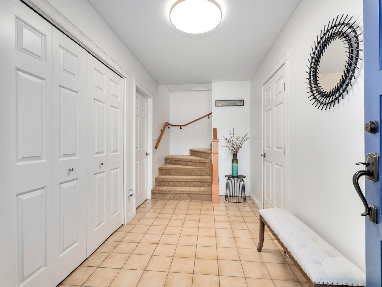 Property Photo: 14084 17B Avenue BC V4A 6S8