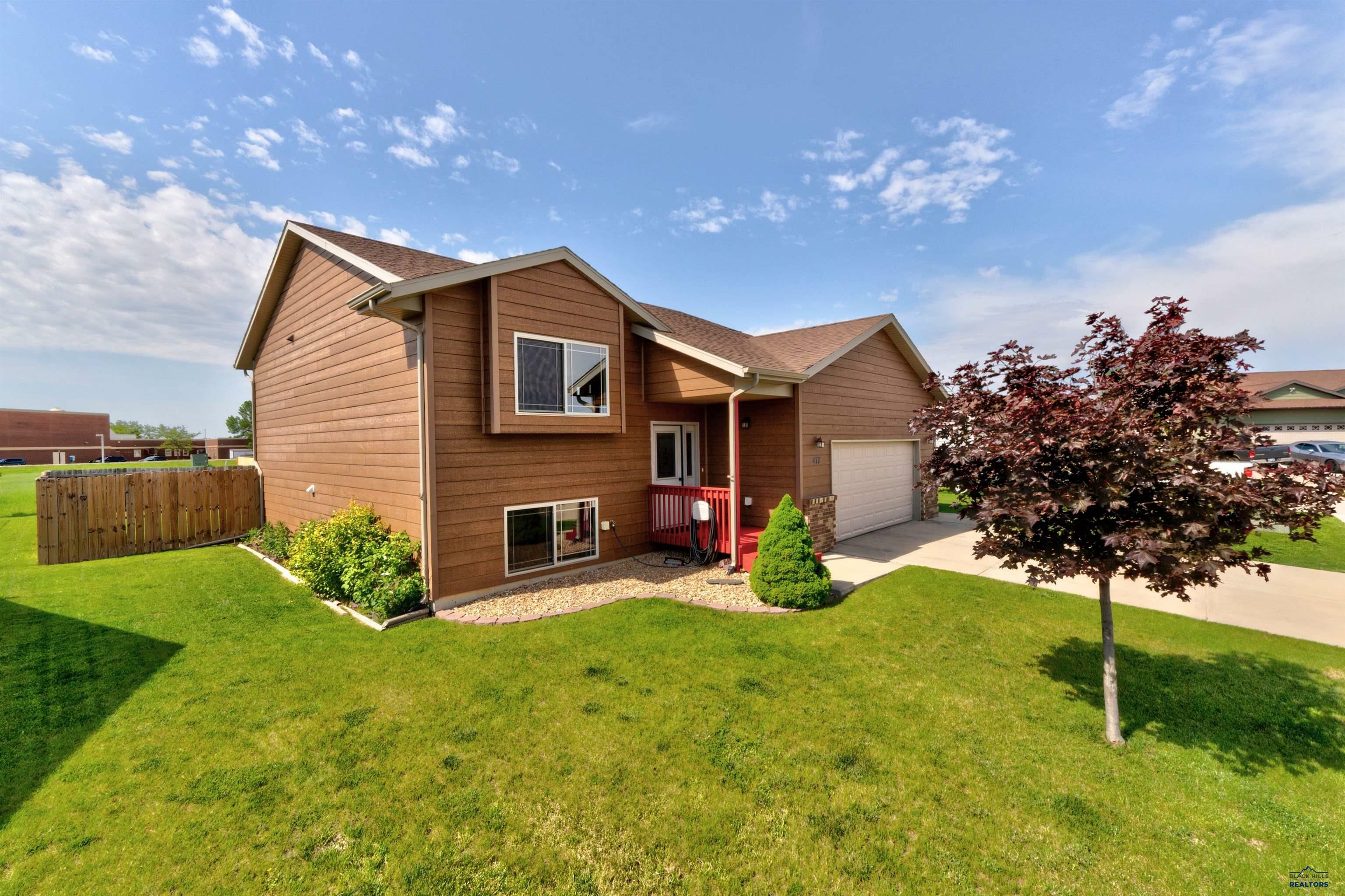 Property Photo: 477 Eisenhower Ln SD 57719