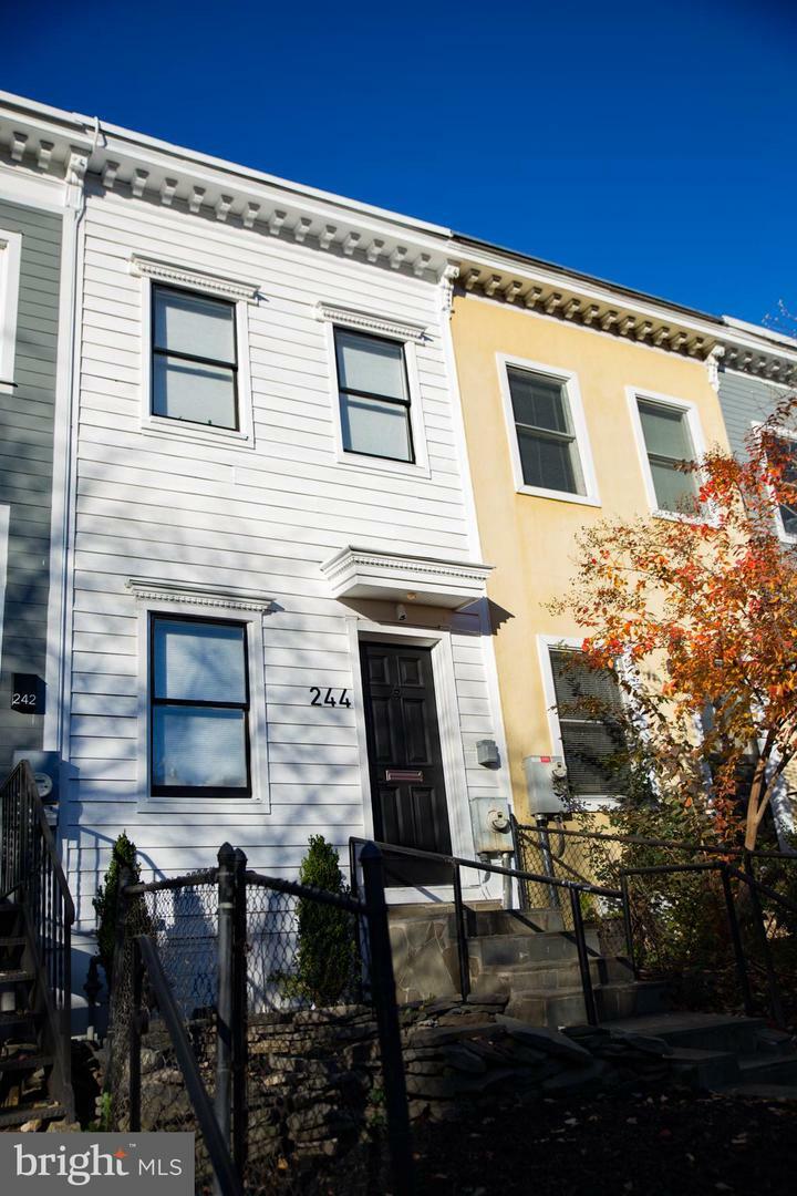 Property Photo: 244 10th Street NE DC 20002