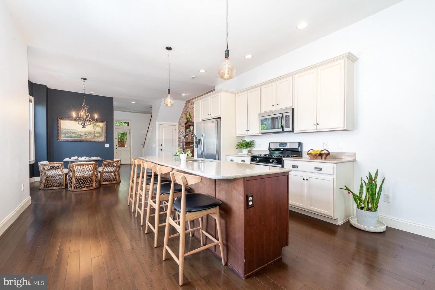 Property Photo: 2015 Green Street PA 17102