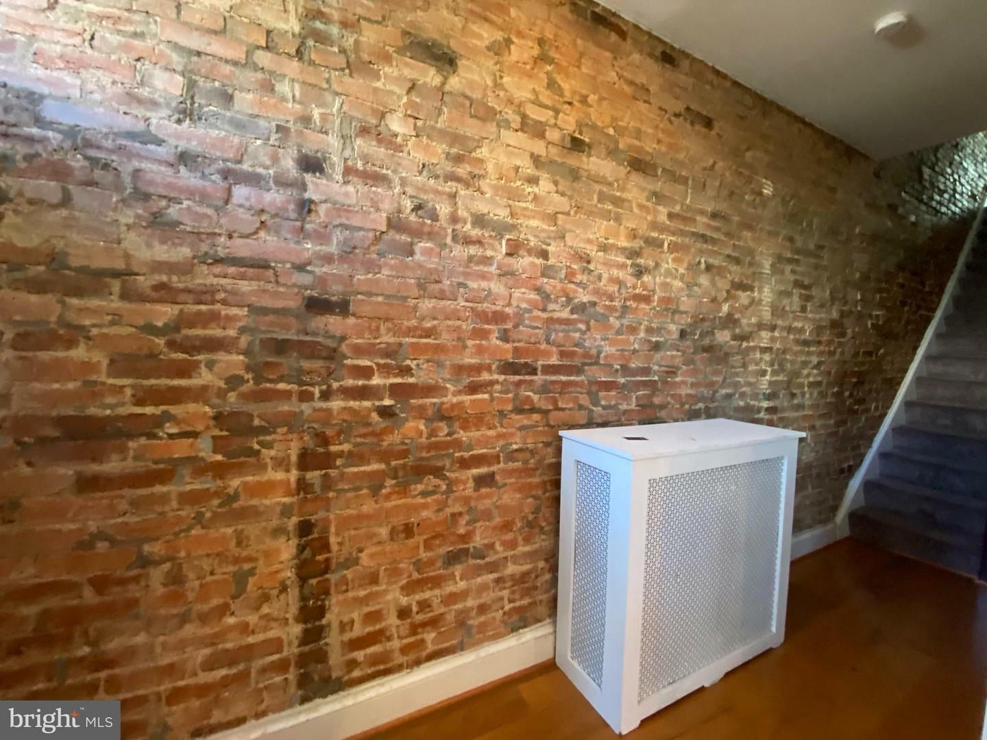 Property Photo:  833 11th Street NE  DC 20002 
