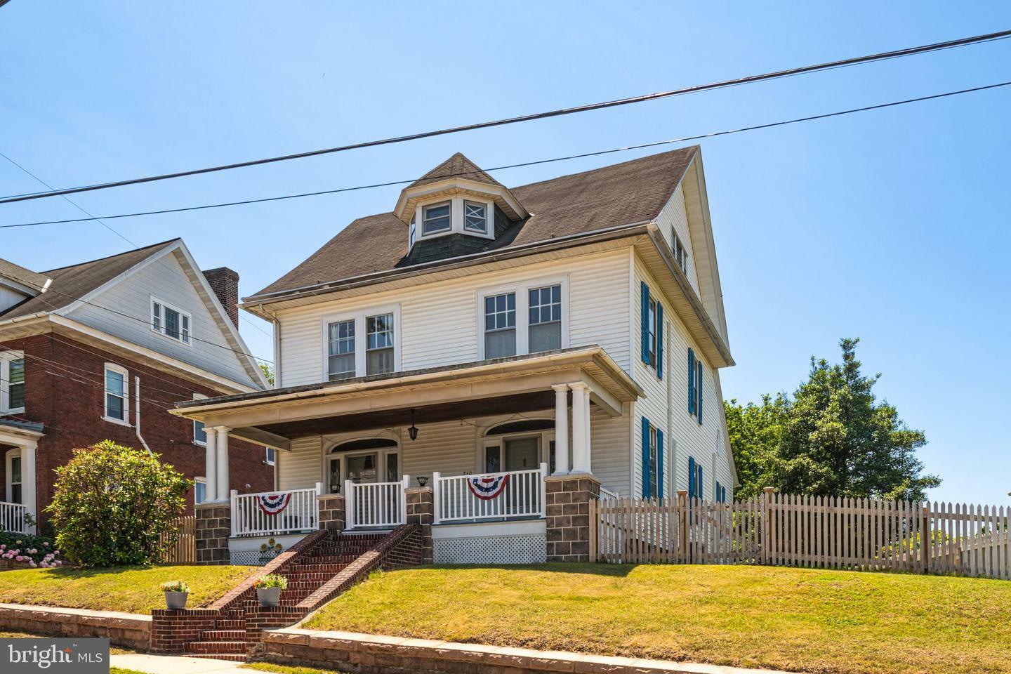 Property Photo: 510 E Main Street PA 19508