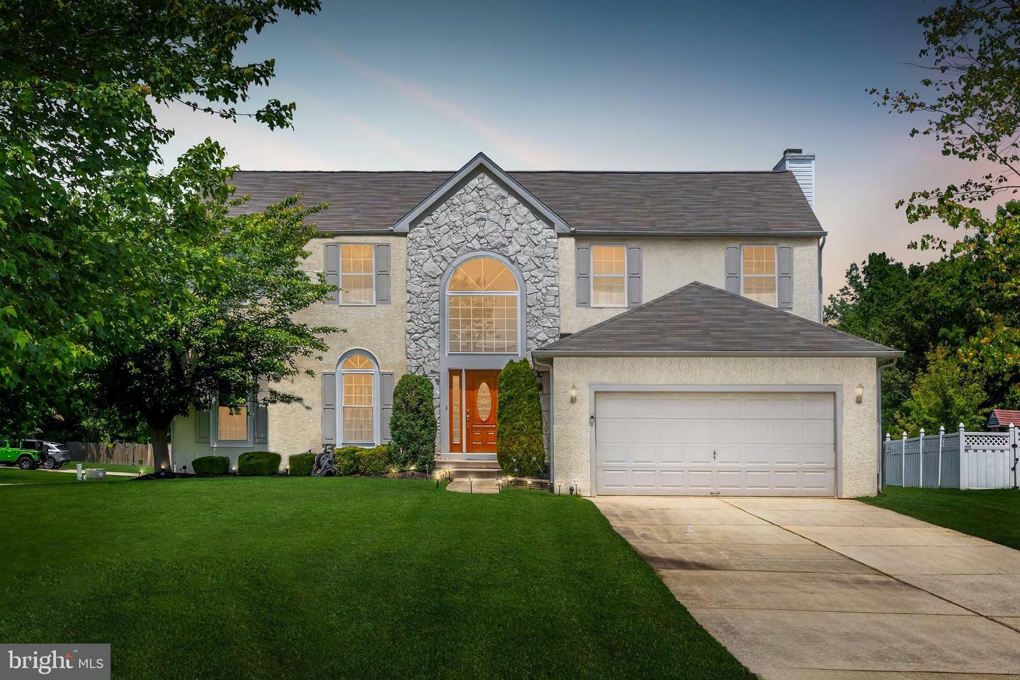 Property Photo: 1401 Sundrop Court NJ 08094