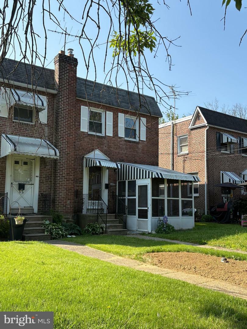Property Photo: 649 Poplar Street PA 19079