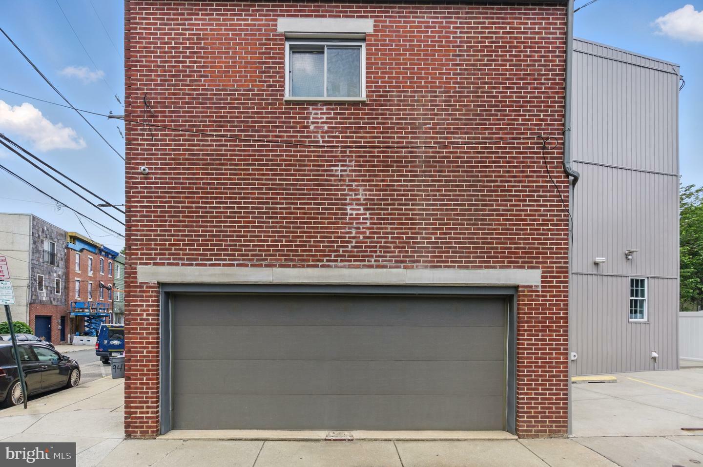 Property Photo: 939 New Market Street PA 19123