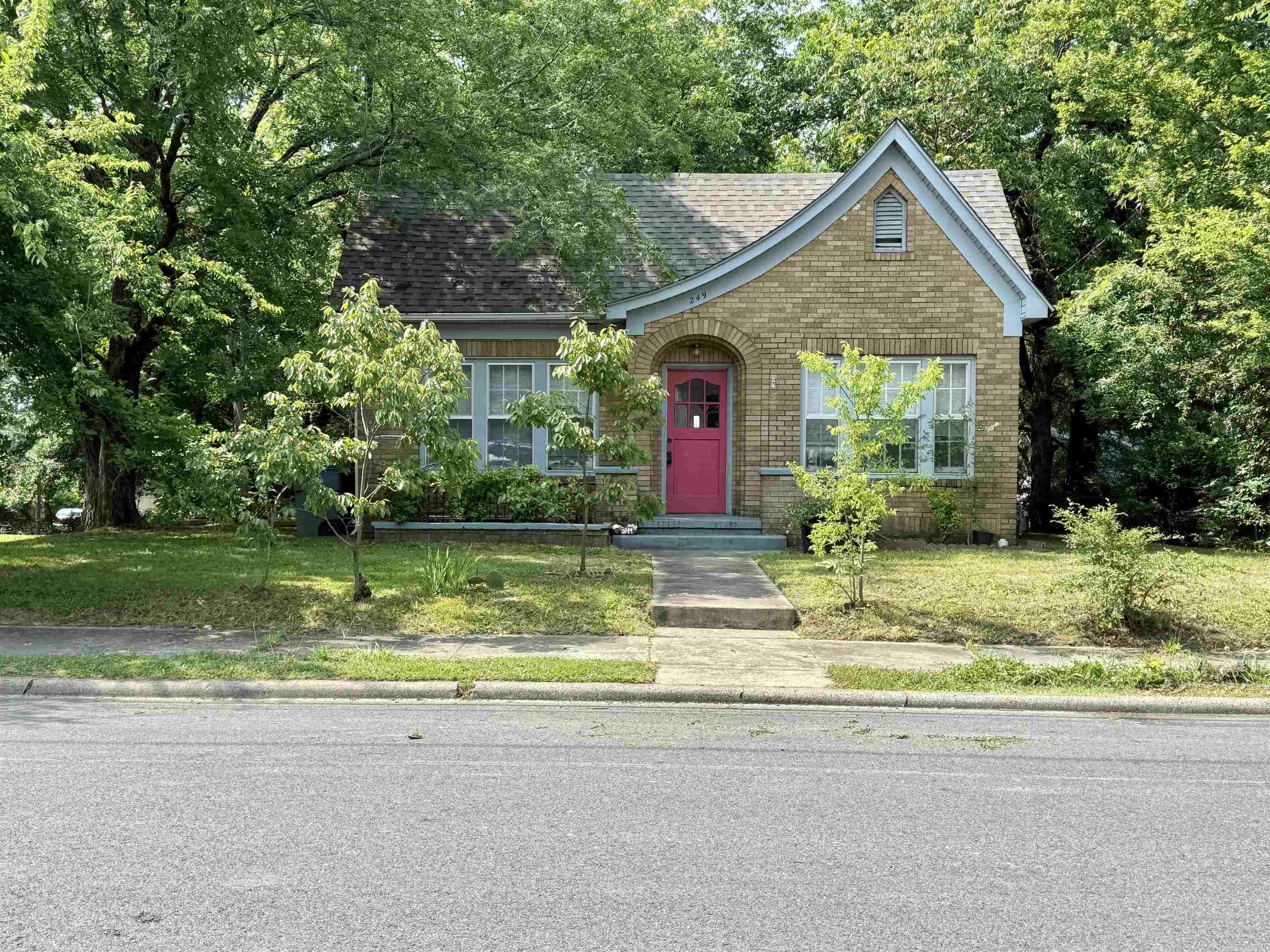 Property Photo: 249 Garland Avenue AR 71913