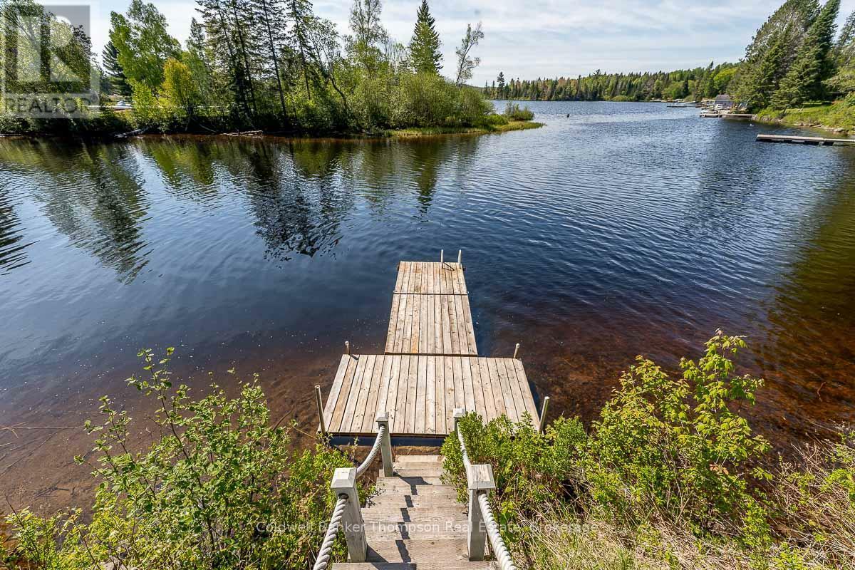 Photo de la propriété: 1743 518 Highway East A ON P0A 1M0