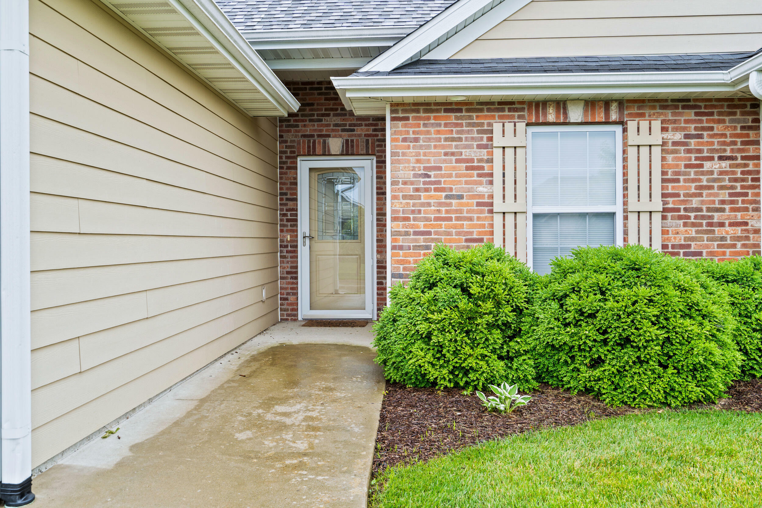 Property Photo: 4504 Maxwell Ln MO 65203