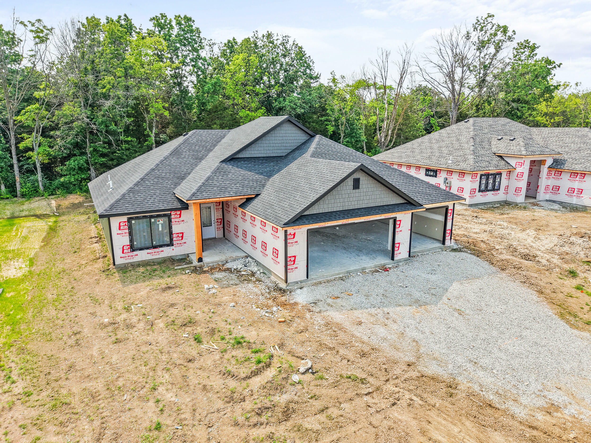 Property Photo: 5805 Harvest Leaf Dr MO 65202