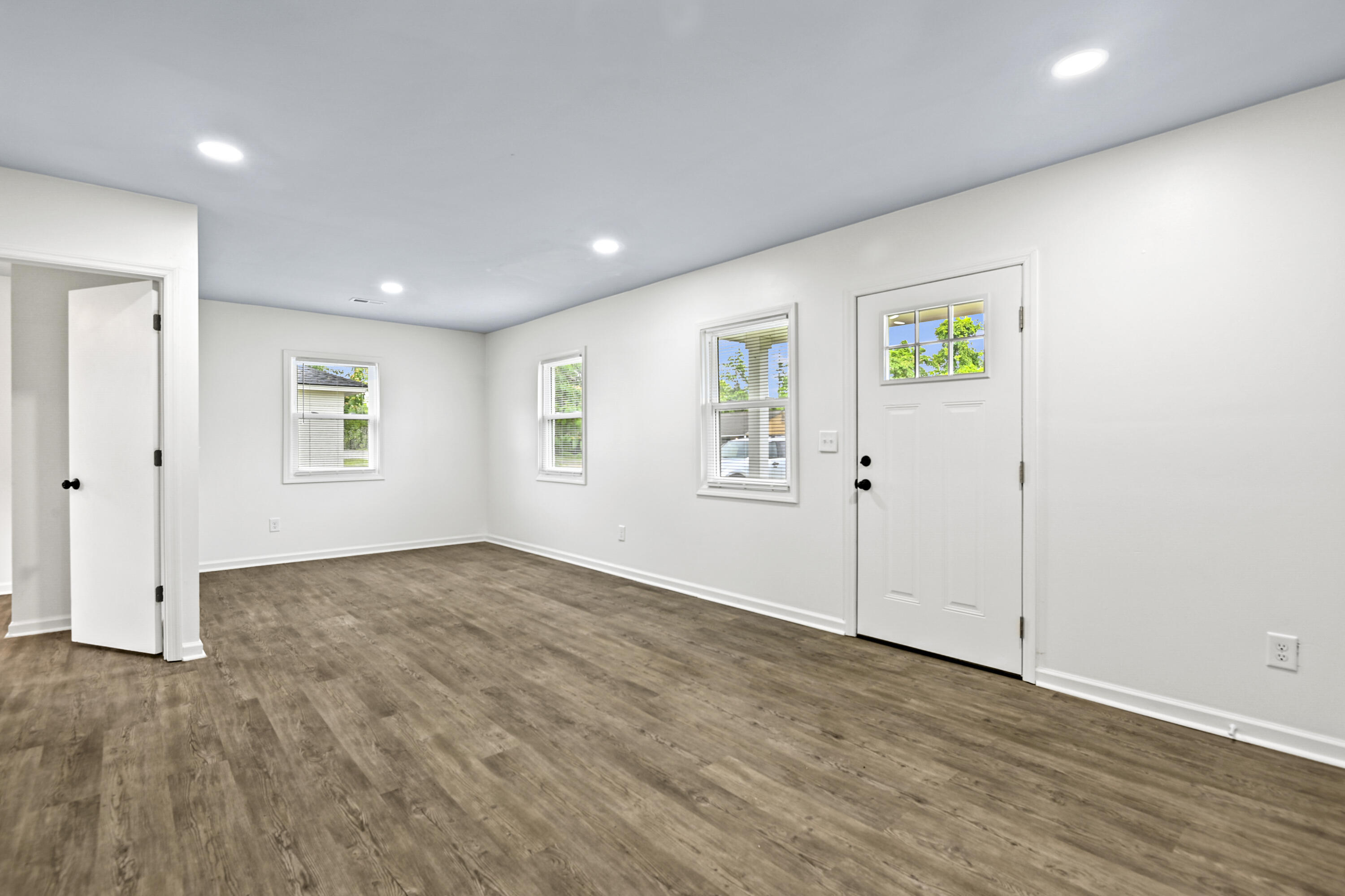 Property Photo: 3111 Azalea Drive SC 29405