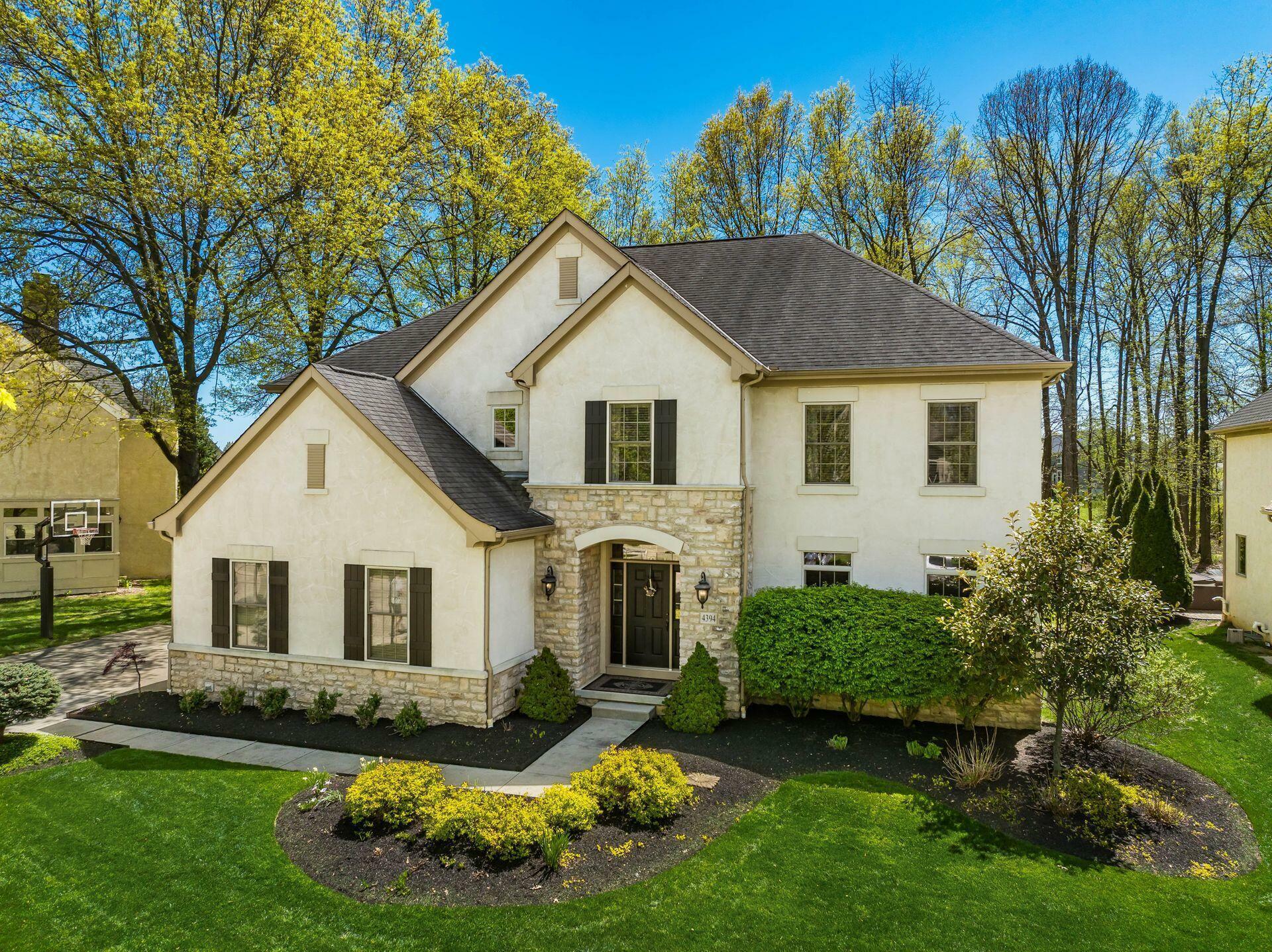 Property Photo: 4394 Village Club Drive OH 43065