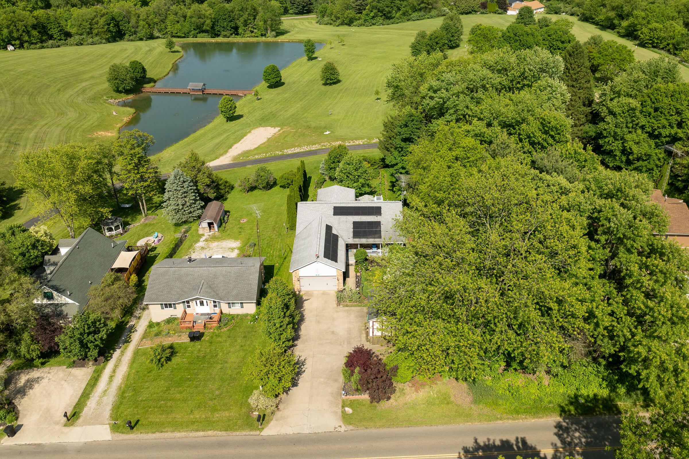 Property Photo: 1708 Apple Valley Drive OH 43028