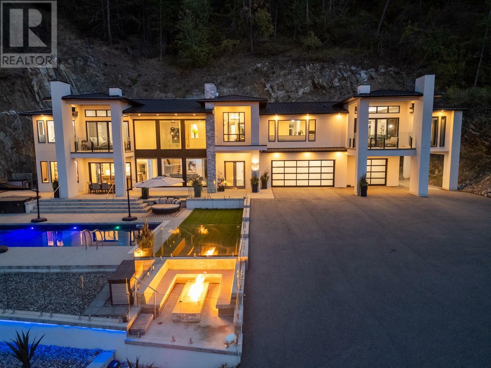 Property Photo: 112 Sunset Boulevard BC V1H 1T7