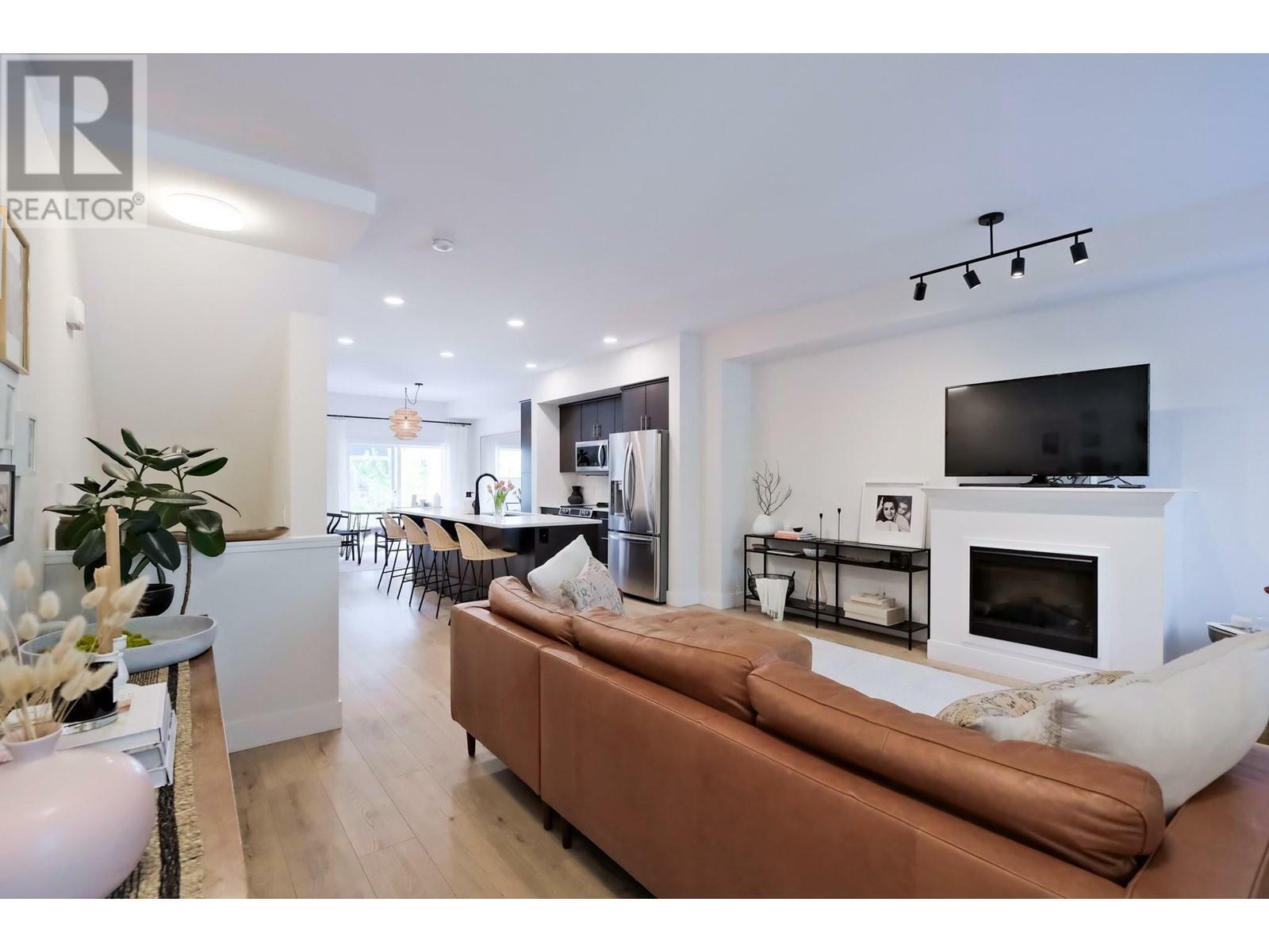 Property Photo: 433 McCarren Avenue 20 BC V1W 4T8