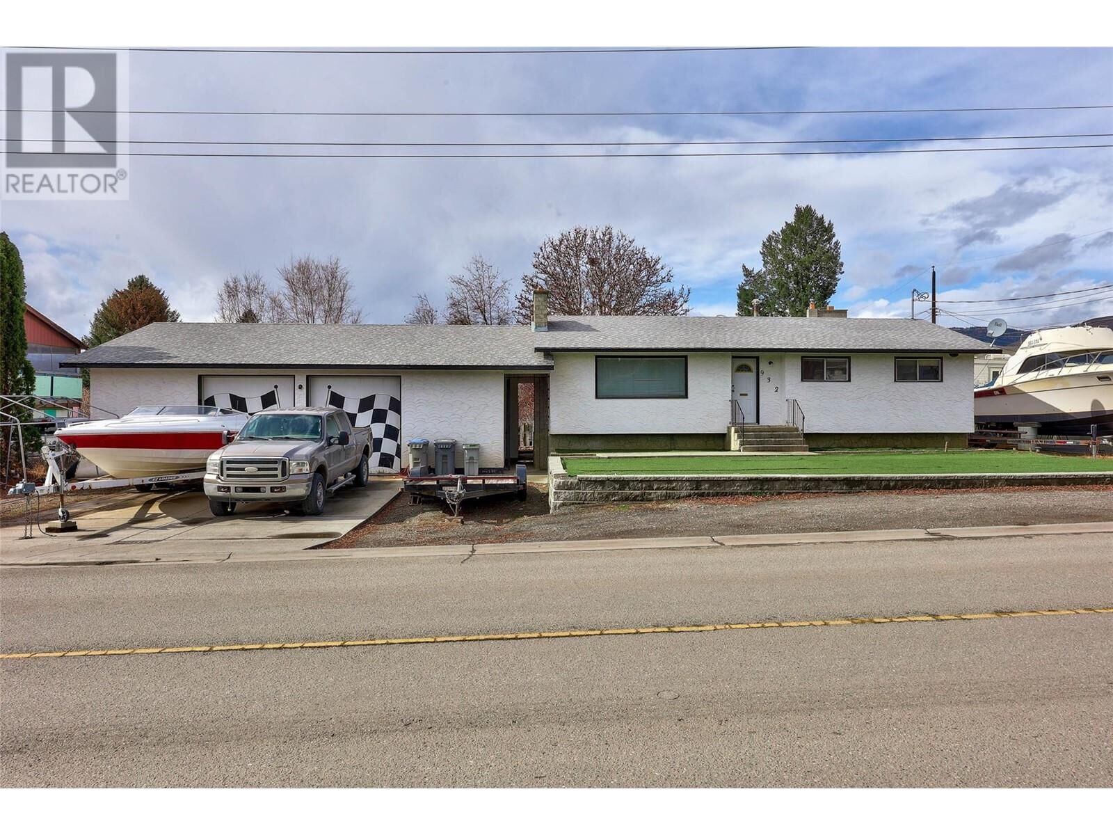 Property Photo:  932 Singh Street  BC V2B 5C8 