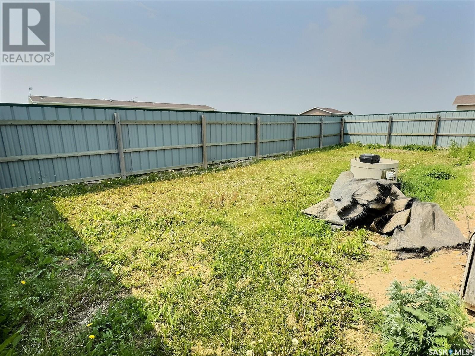 Property Photo: 92 Foord Crescent SK S0C 1P0
