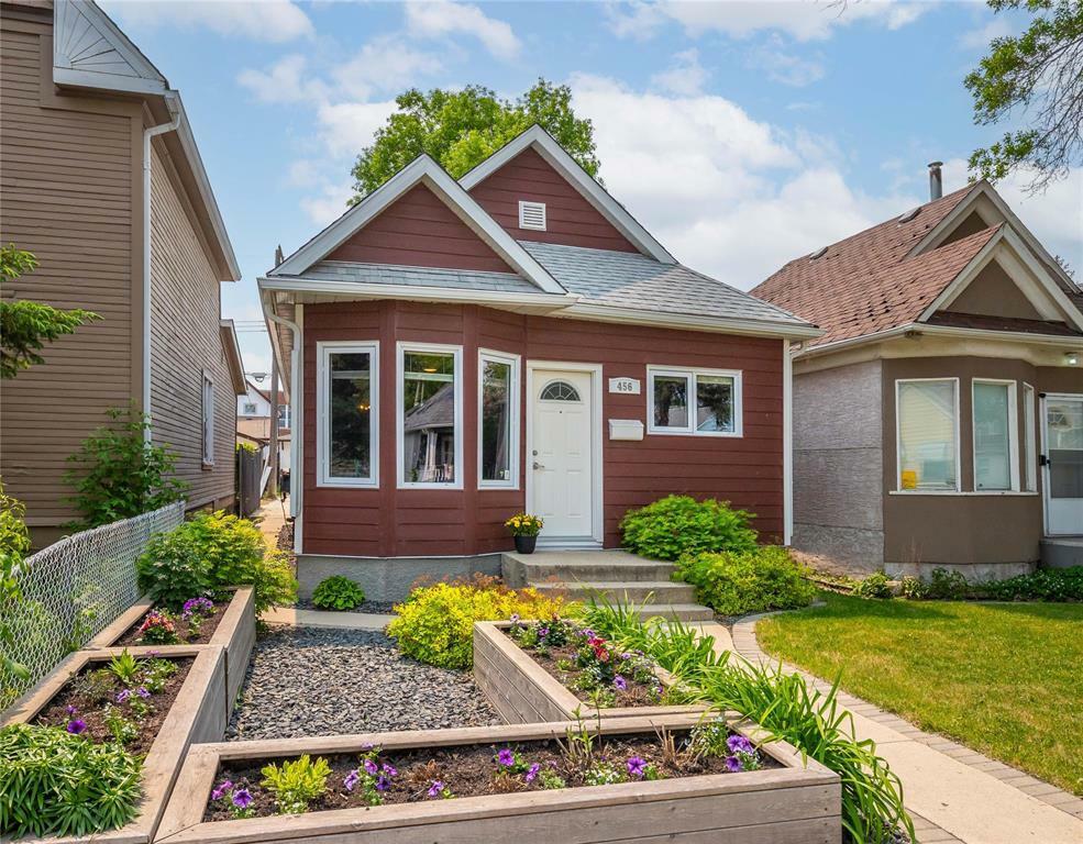 Photo de la propriété: 456 Tweed Avenue MB R2L 0V9
