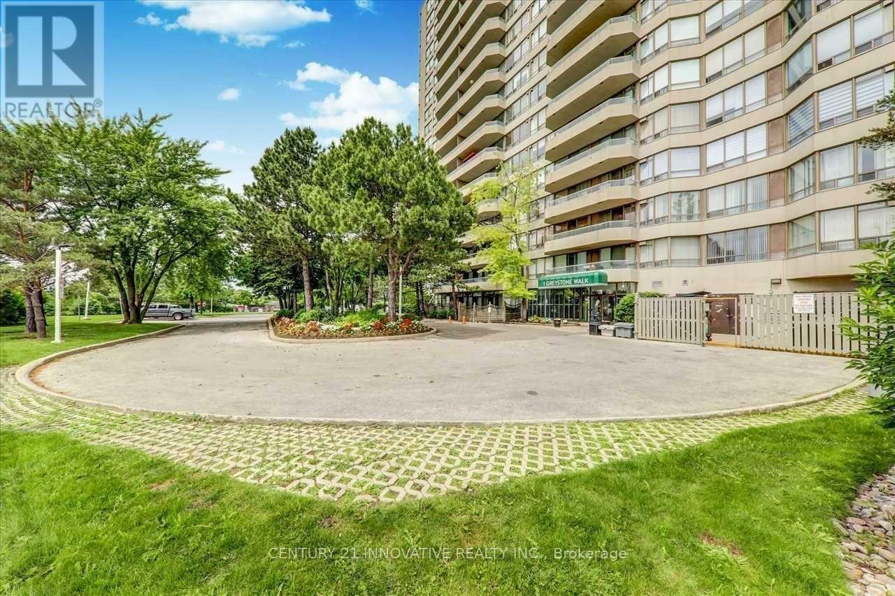 Property Photo: 1 Greystone Walk Drive 2079 ON M1K 5J3