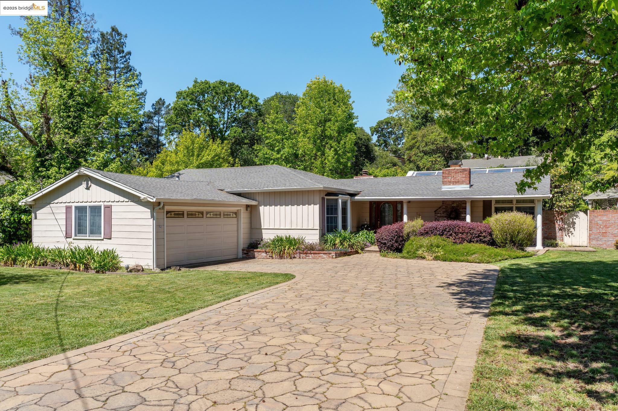Property Photo: 14 El Camino Moraga CA 94563
