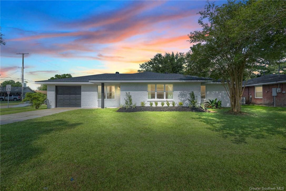 Property Photo: 4701 Desoto Street LA 70607