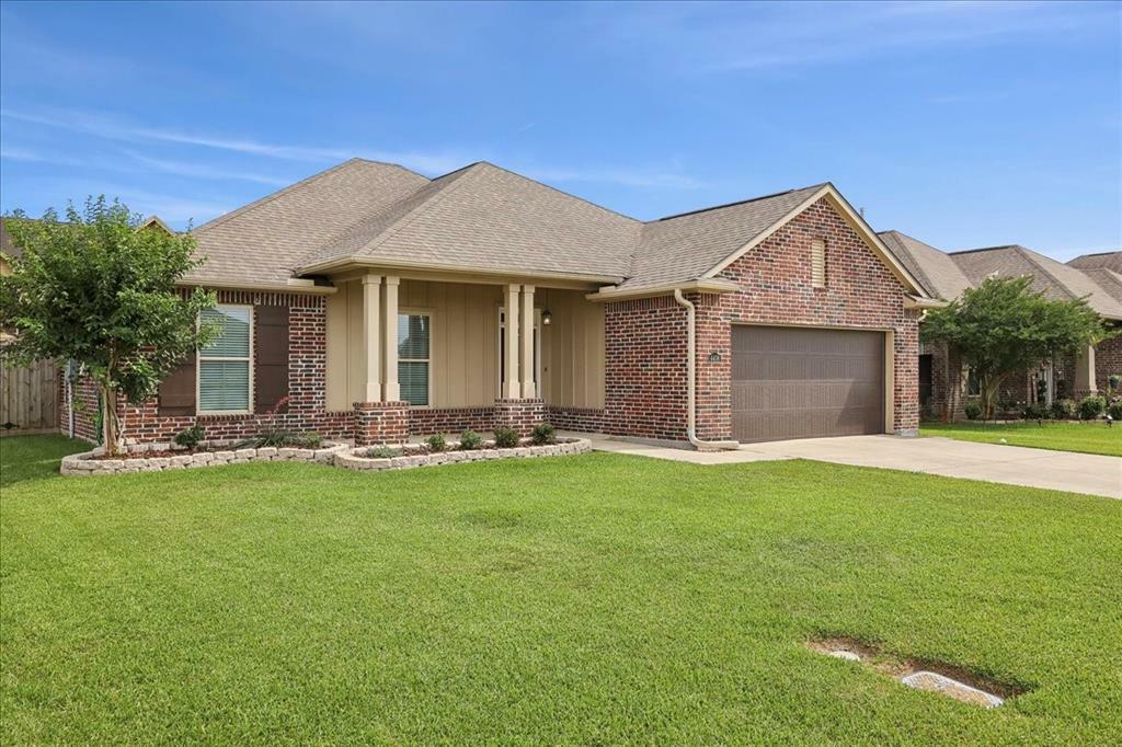 Property Photo: 4406 Sequoia TX 77630