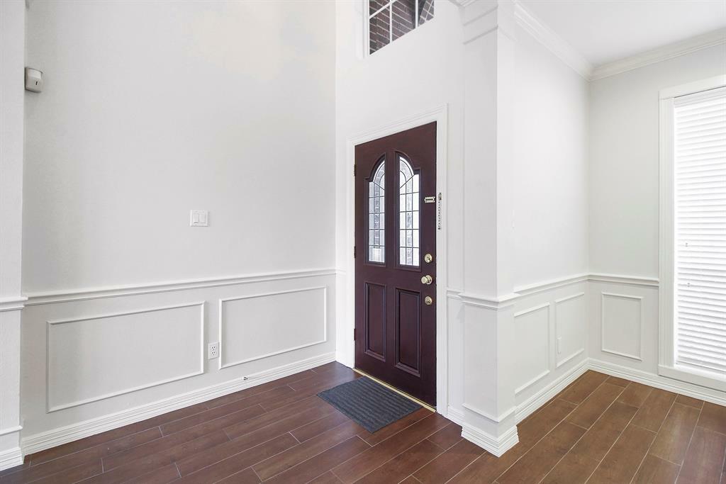 Property Photo: 14127 Swallowfield Drive TX 77077