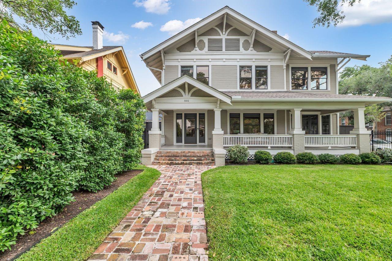 Property Photo: 501 Avondale Street TX 77006