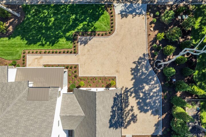 Property Photo:  465 Ripple Water Lane  NY 11971 