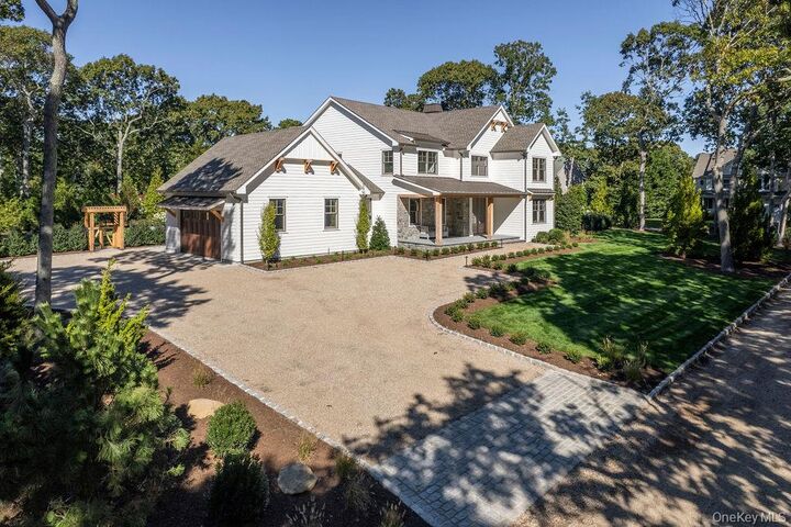 Property Photo:  465 Ripple Water Lane  NY 11971 