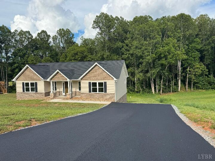 Property Photo:  2304 Spring Grove Road  VA 24593 