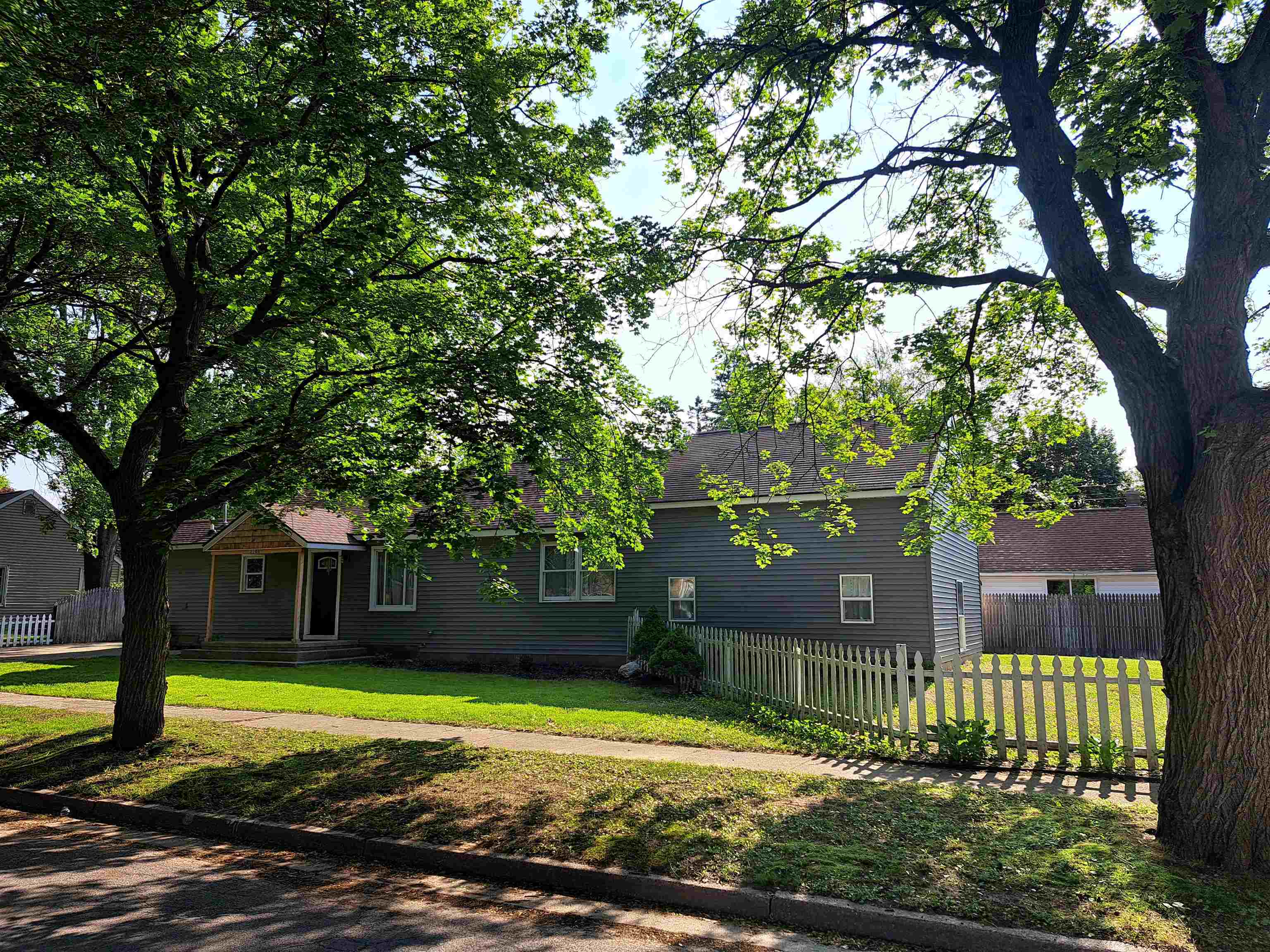 Property Photo: 3108 Fairlane MI 48642