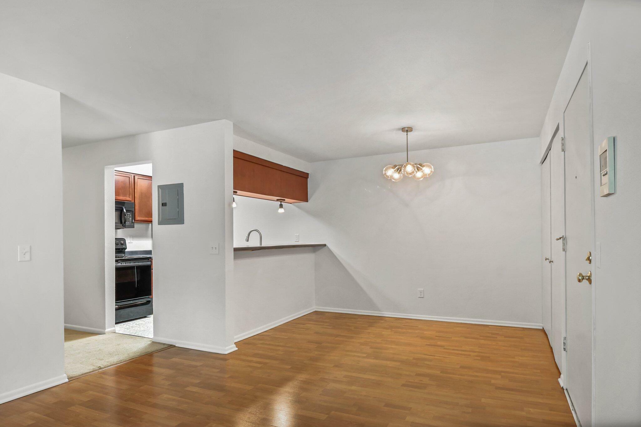 Property Photo: 4334 Melody Ln 107 WI 53704