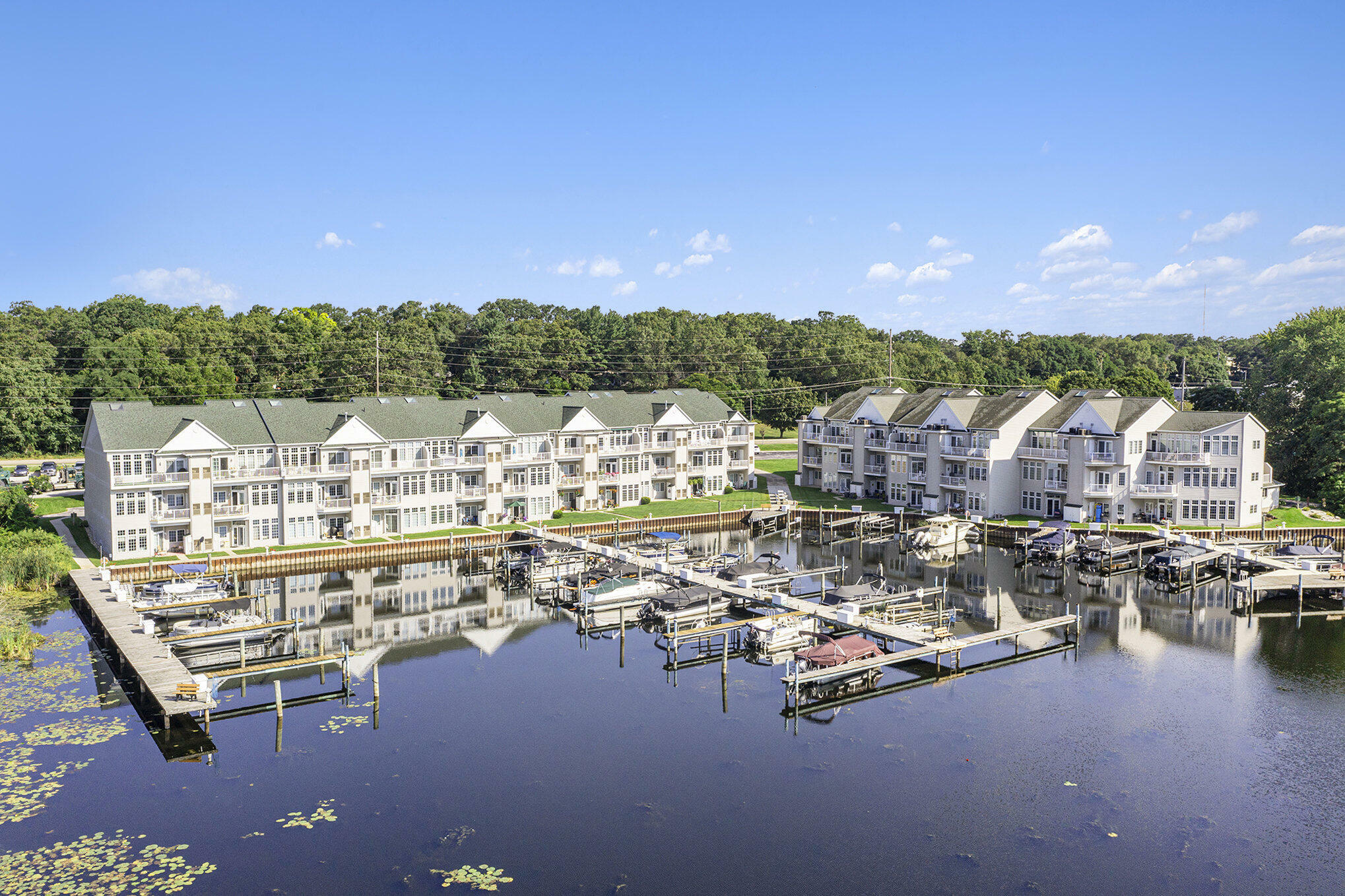 Property Photo: 2411 Lake Avenue MI 49445