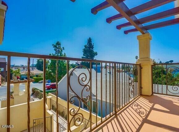 Property Photo: 3837 Bentley Ave. Avenue CA 90232