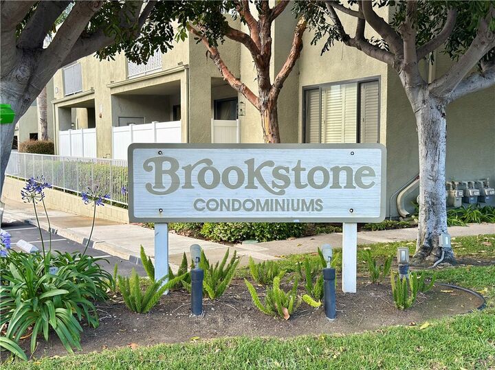 Property Photo:  17661 Sergio Circle Ci103  CA 92647