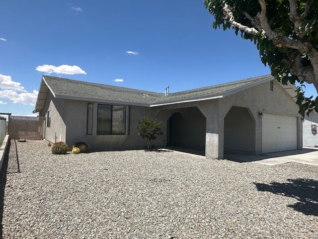 Property Photo: 27436 Silver Lakes CA 92342