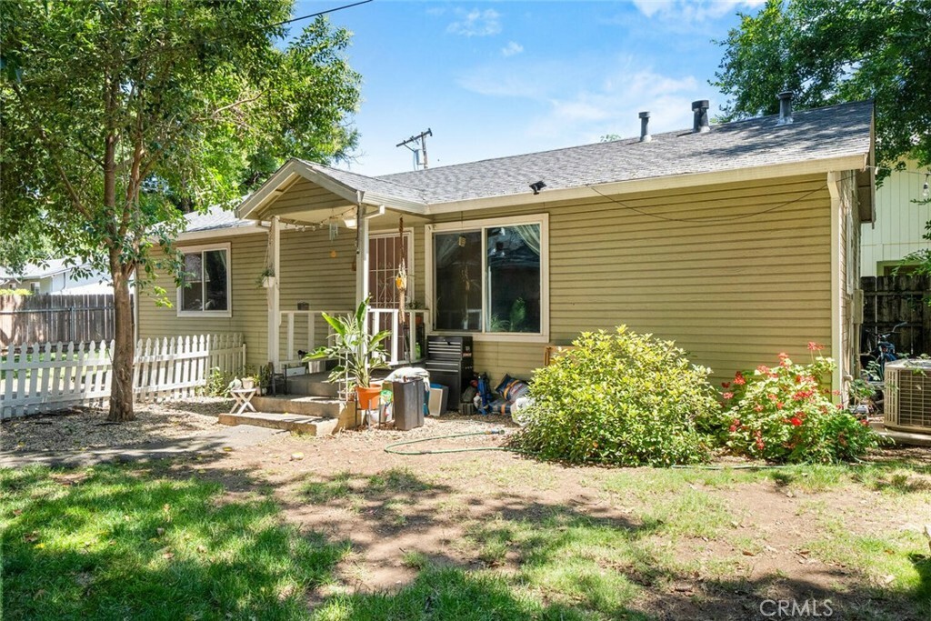 Property Photo: 1170 Hobart Street CA 95926