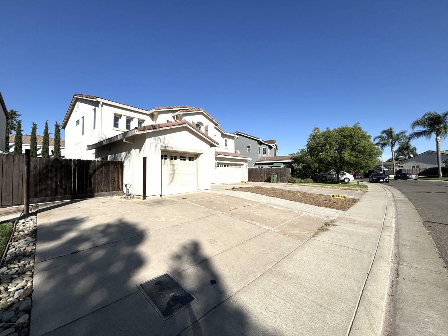 Property Photo:  5501 Lilyview Way  CA 95757 