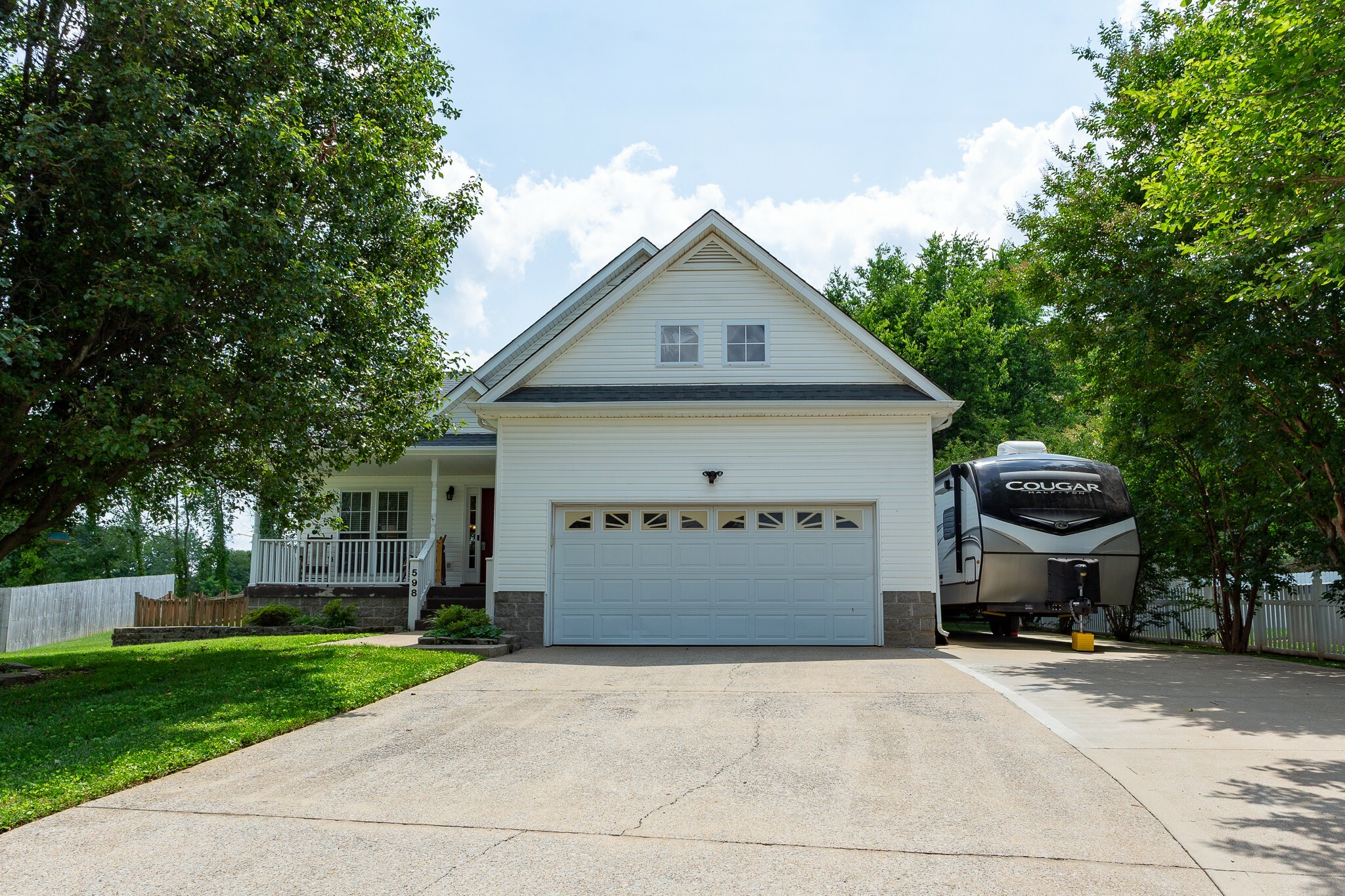 Property Photo: 598 Westchester Court TN 37043