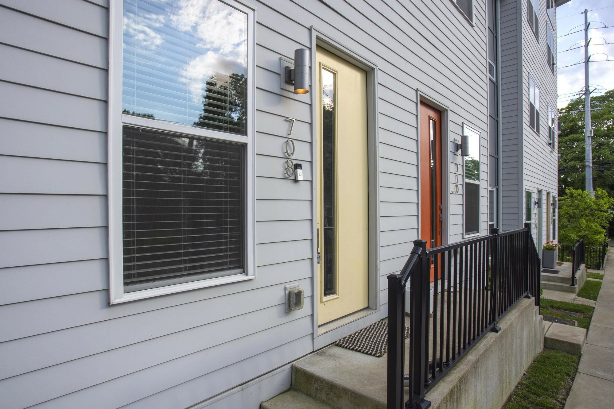 Property Photo:  708 Tral St  TN 37208 