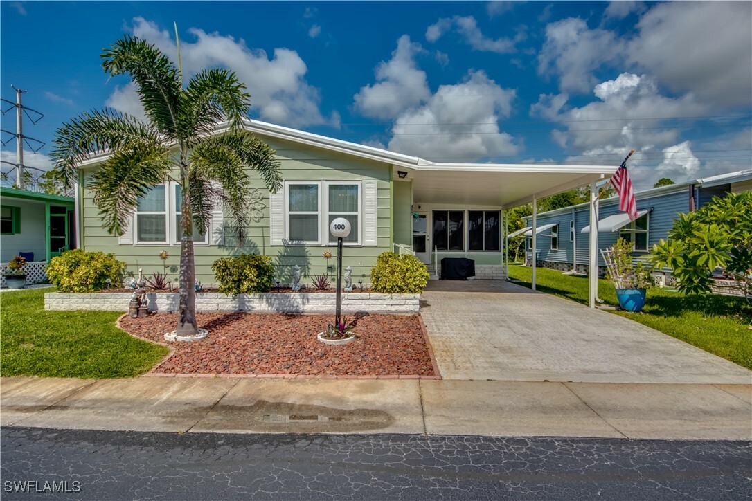 Property Photo: 400 Horizon Drive FL 33903