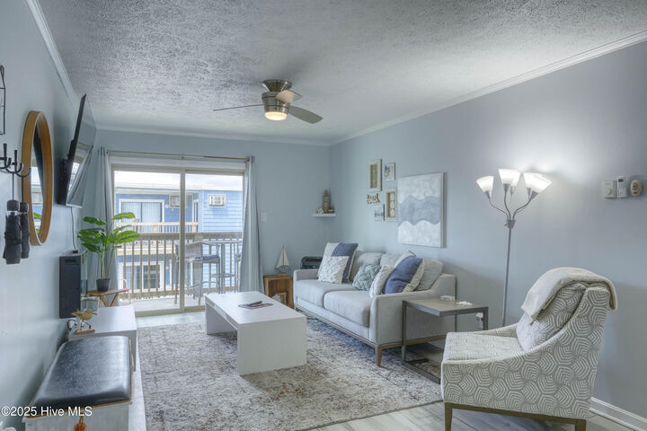 Property Photo:  2210 New River Inlet Road 360  NC 28460 