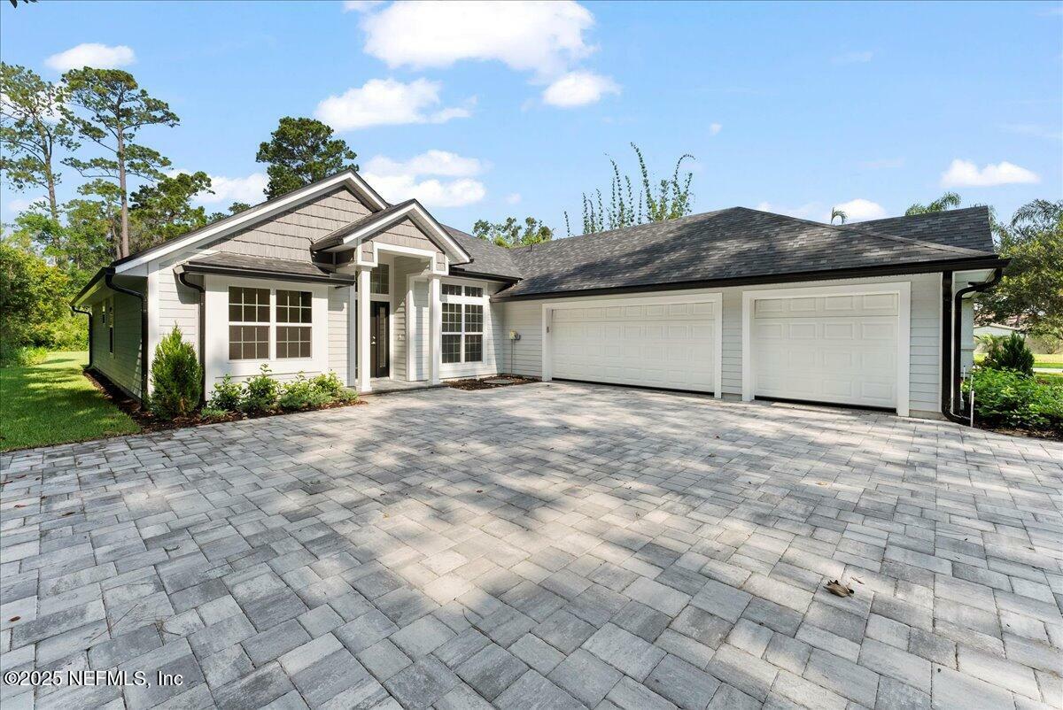 Property Photo: 1790 N Lakeshore Drive FL 32003