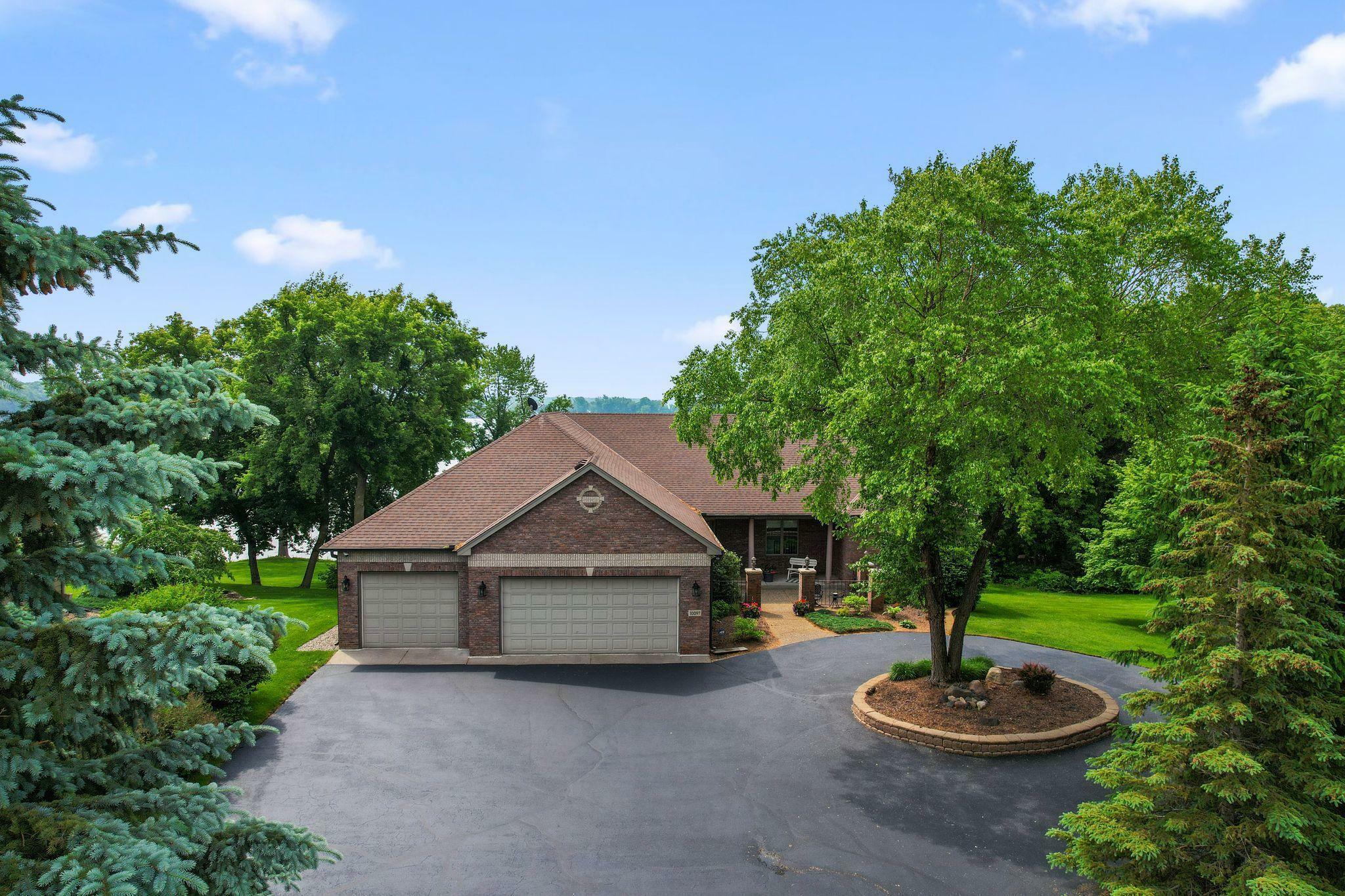 Property Photo: 10097 Wyoming Avenue MN 55013