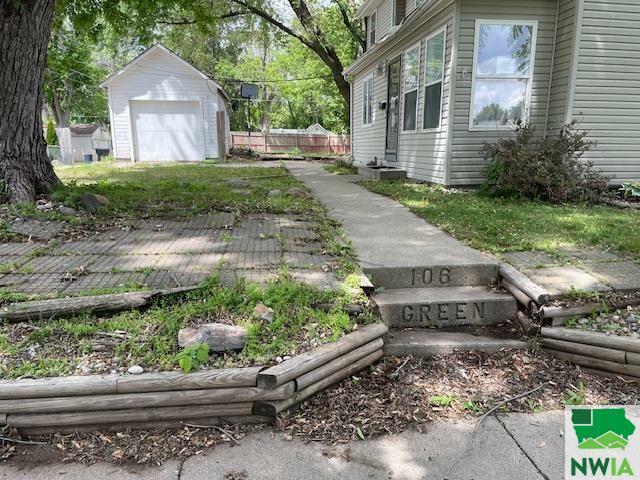 Property Photo:  106 Green Street  IA 51445 
