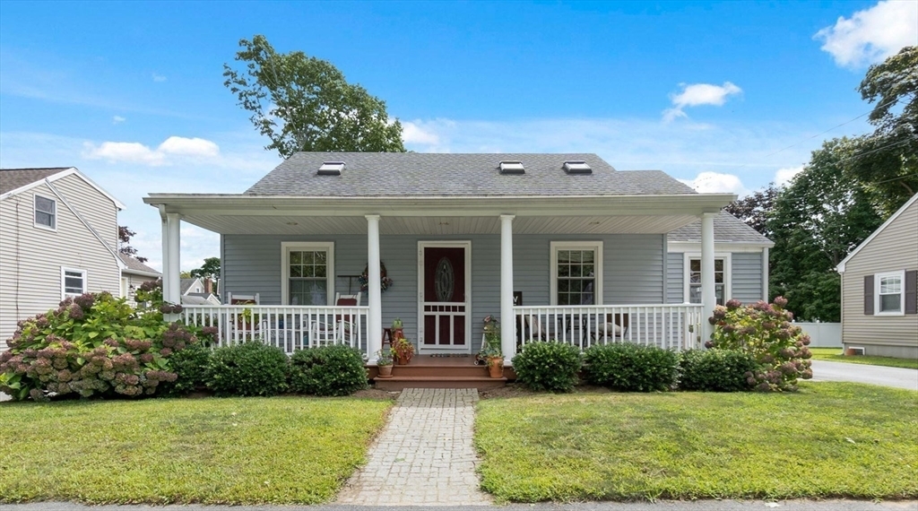 Property Photo:  9 S Shore Ave  MA 01960 