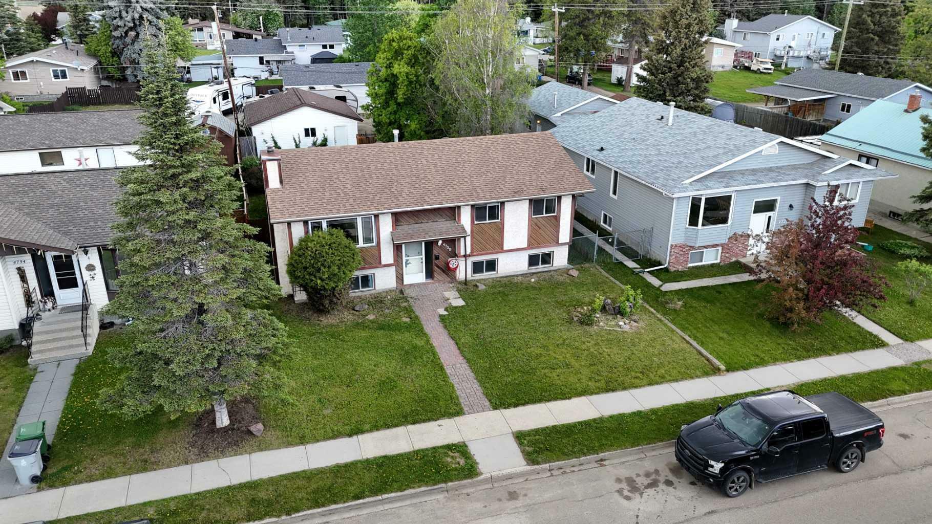Property Photo: 4730 9 Avenue AB T7E 1E3