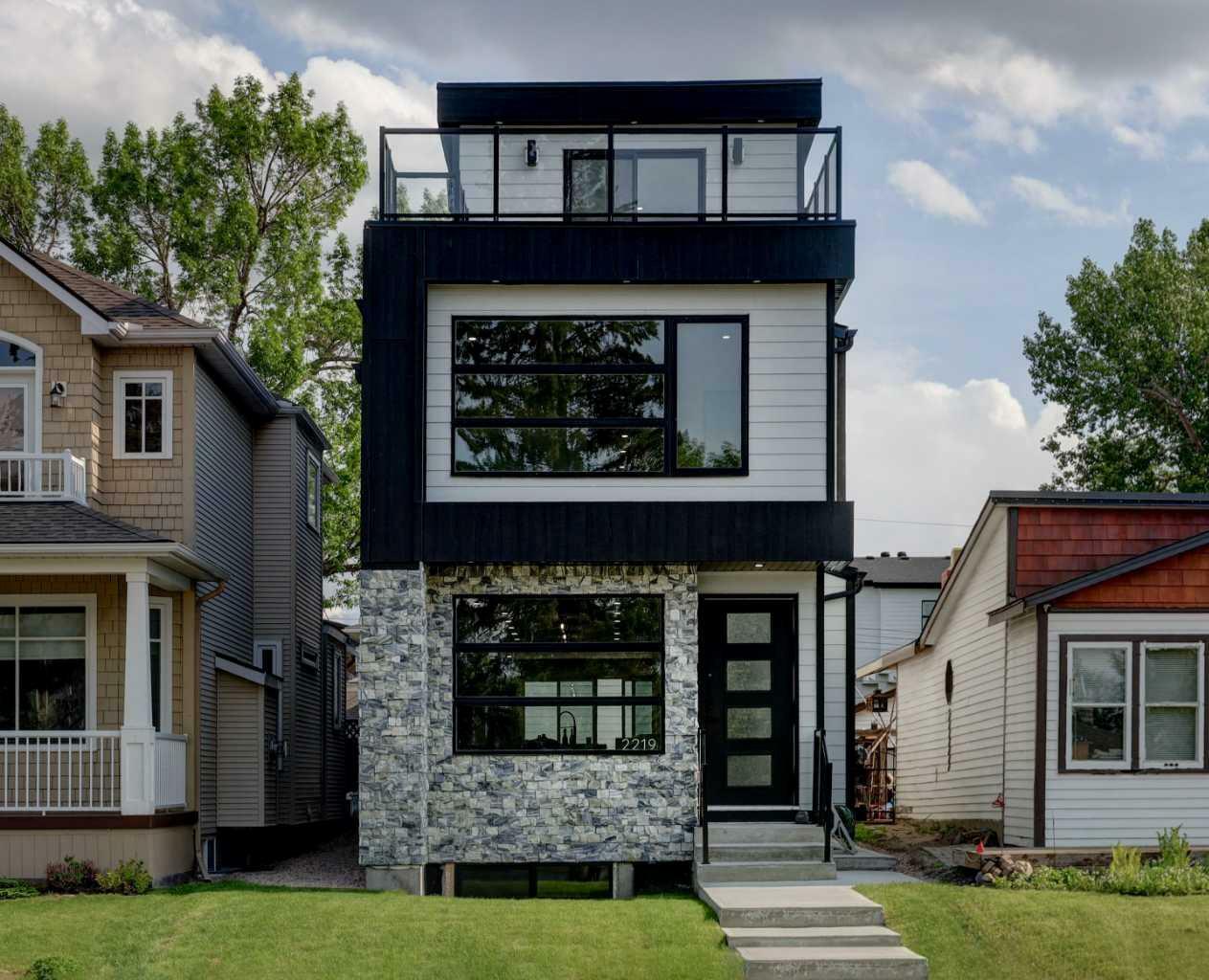2219 29 Avenue SW  Calgary AB T2T 1N8 photo