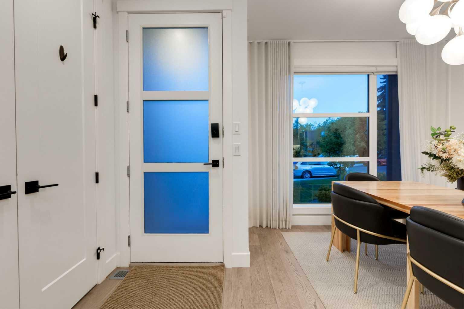 Property Photo: 1828 31 Avenue SW AB T2T 1S7