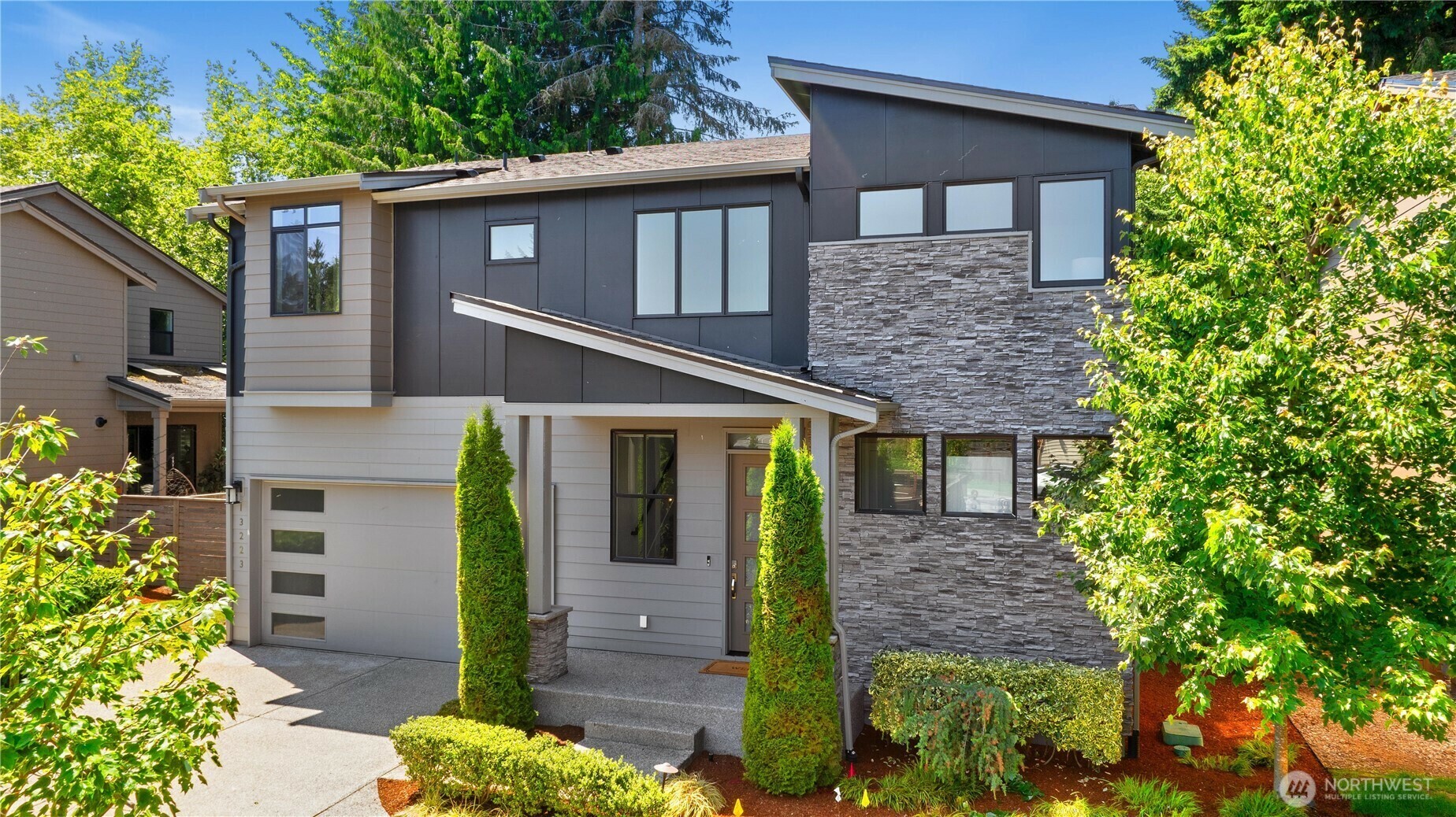 Property Photo: 13223 111th Avenue NE WA 98034